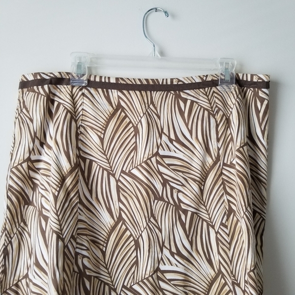 Talbots Y2K Tropical Print Midi Skirt Tan/Cream Neutral Size 18 - Picture 2 of 10